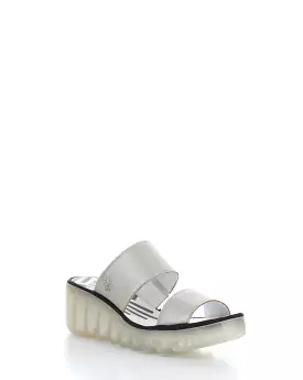 BESY357FLY 010 SILVER Slip-on Sandals