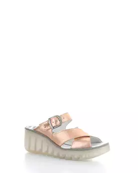 BOCY409FLY 003 BLUSH GOLD Slip-on Sandals