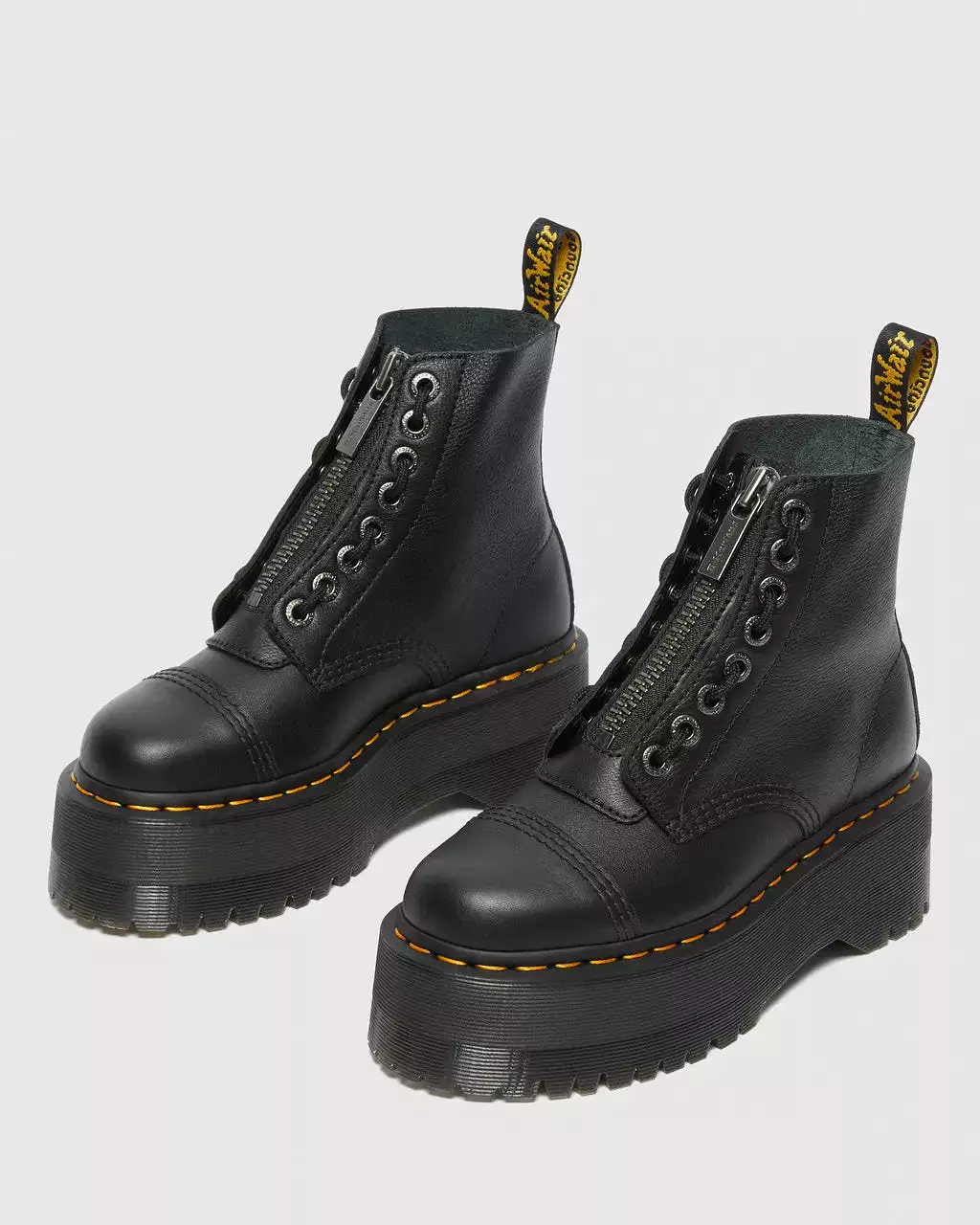 Doc Martens Women's SINCLAIR MAX PISA LEATHER PLATFORM BOOTS (Black)