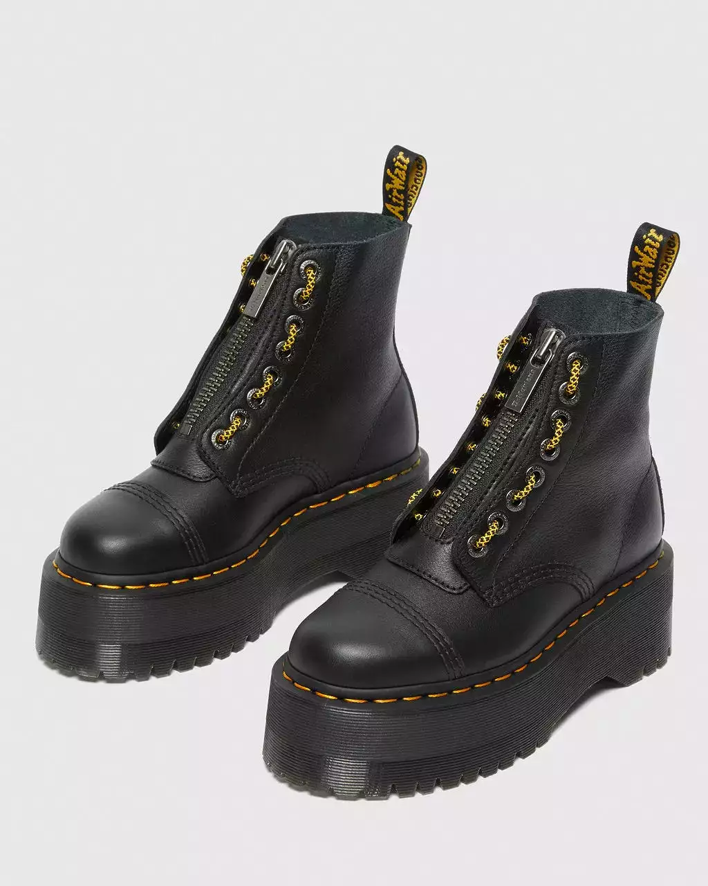 Doc Martens Women's SINCLAIR MAX PISA LEATHER PLATFORM BOOTS (Black)