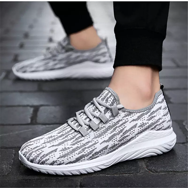 Men's Mesh Sneakers Ultralight Breathable Running Shoes Soft Quick Drying Outdoor Shoes