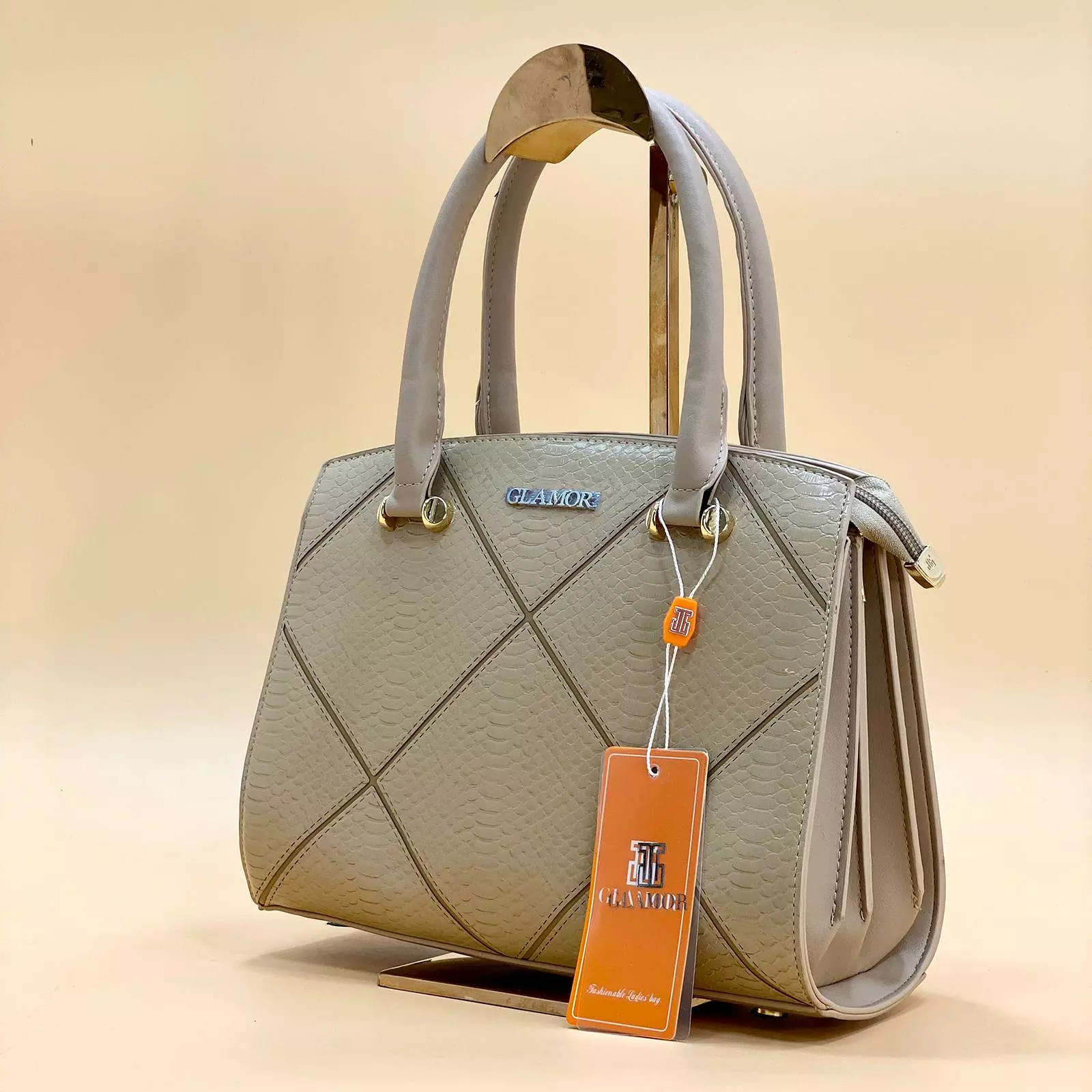 NEW 2022 , WOMEN HANDBAGS B325