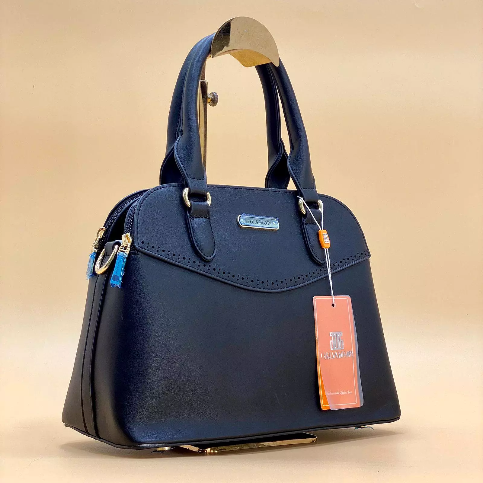 NEW 2022 , WOMEN HANDBAGS B331