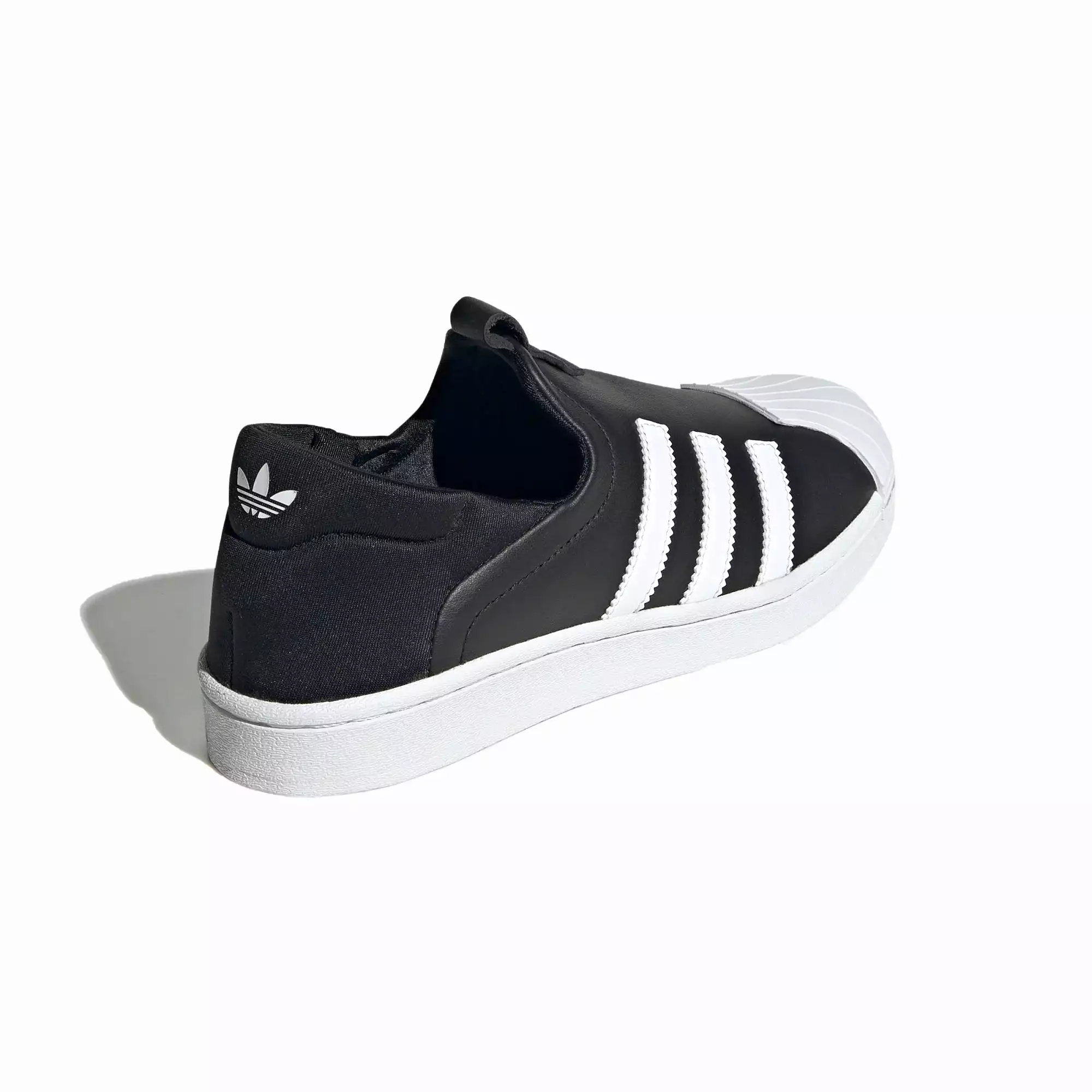 SUPERSTAR SLIP-ON 'CORE BLACK/CLOUD WHITE'