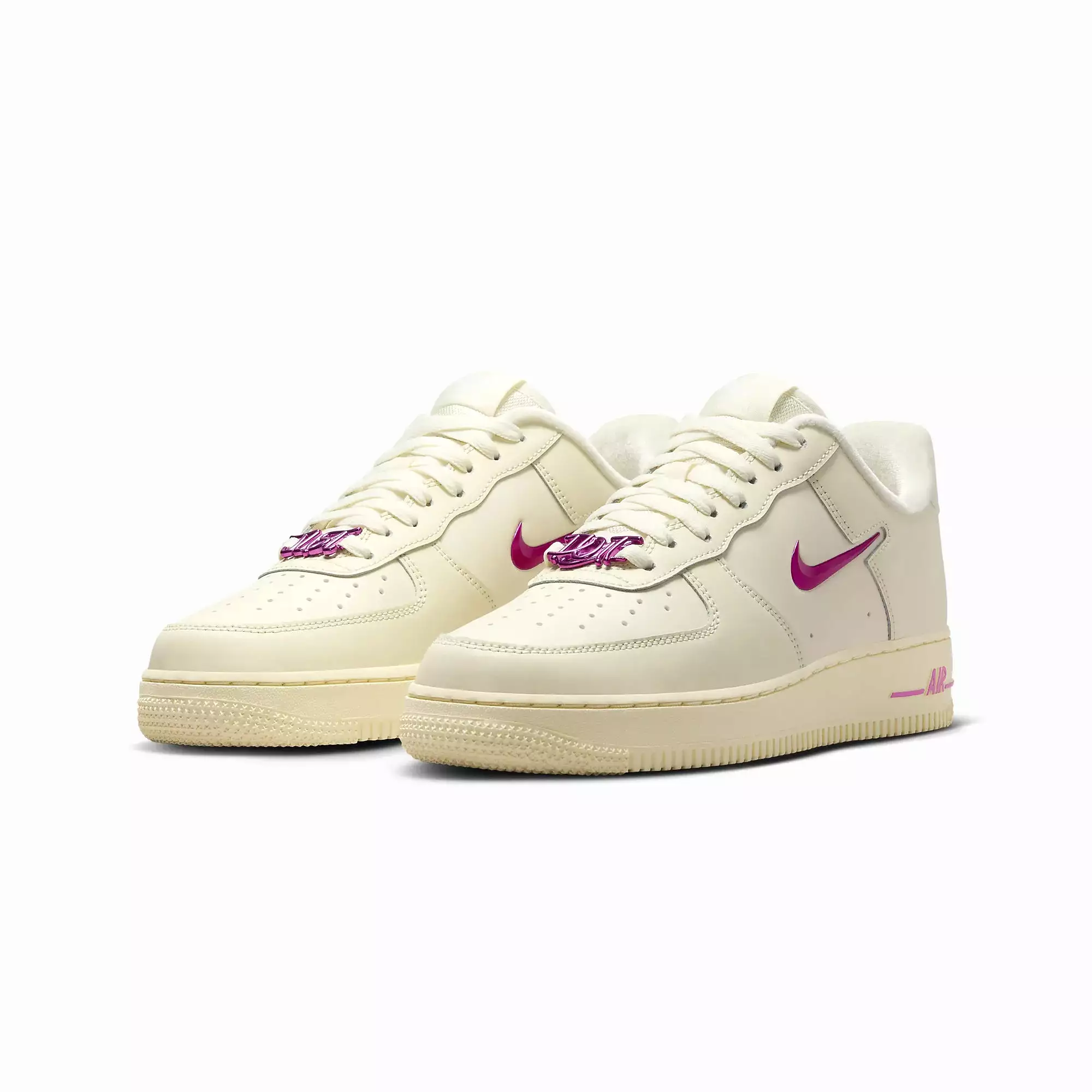 WMN'S AIR FORCE 1 '07 'COCONUT MILK/PLAYFUL PINK-ALABASTER'