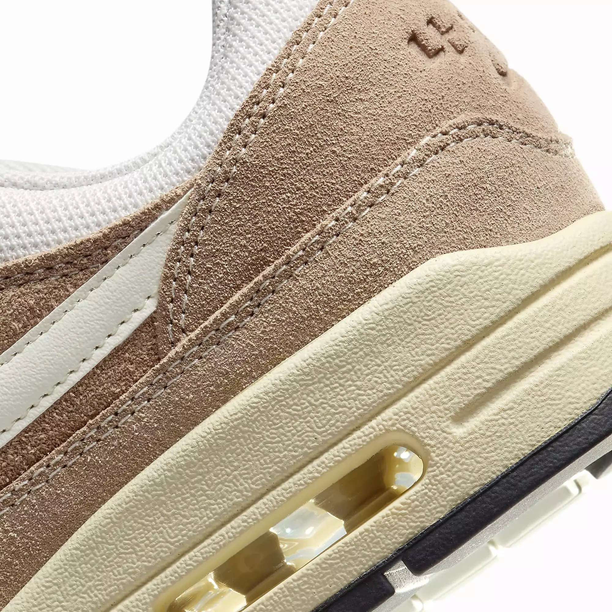 WMN'S AIR MAX 1 '87 SE 'SAIL/KHAKI-COCONUT MILK-LT OREWOOD BRN'