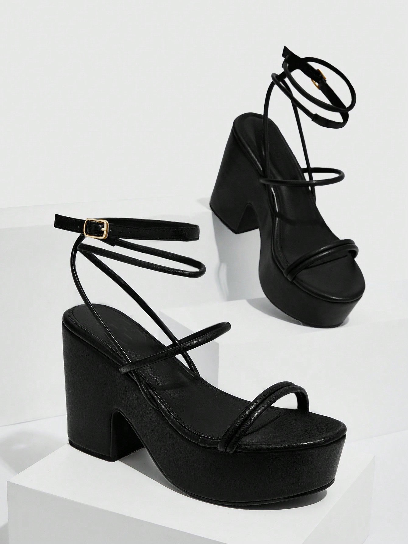 Women Minimalist Chunky Heeled Strappy Sandals, Fashion Black Sandals